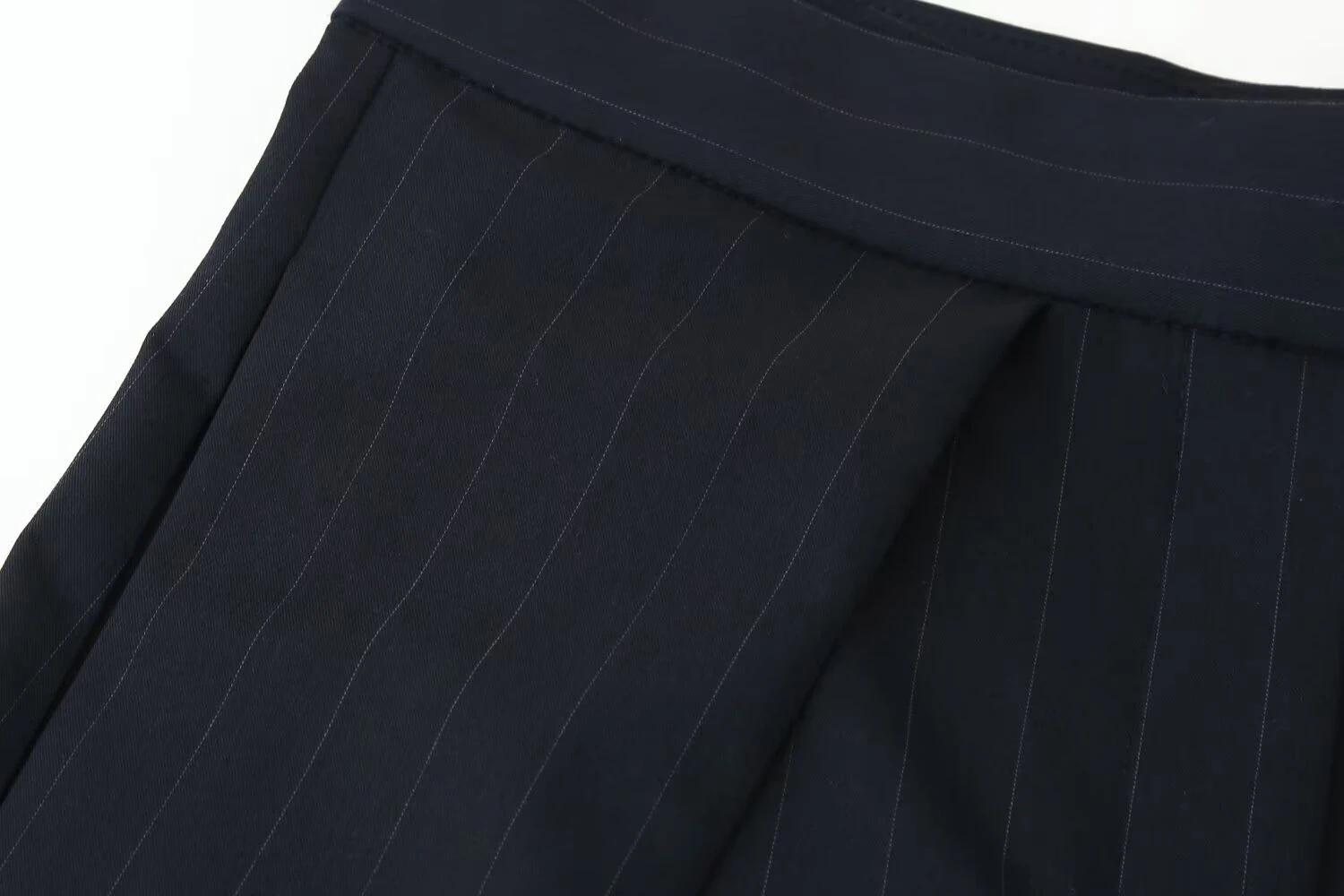 European and American 2025 autumn new women's clothing retro loose casual temperament simple pleated trousers