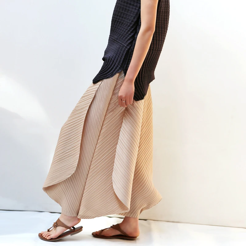 Miyake Pleated Harem Pants With Belt Women Summer New Designer Vintage Casual Big Size Wide Leg Pants Women Trousers