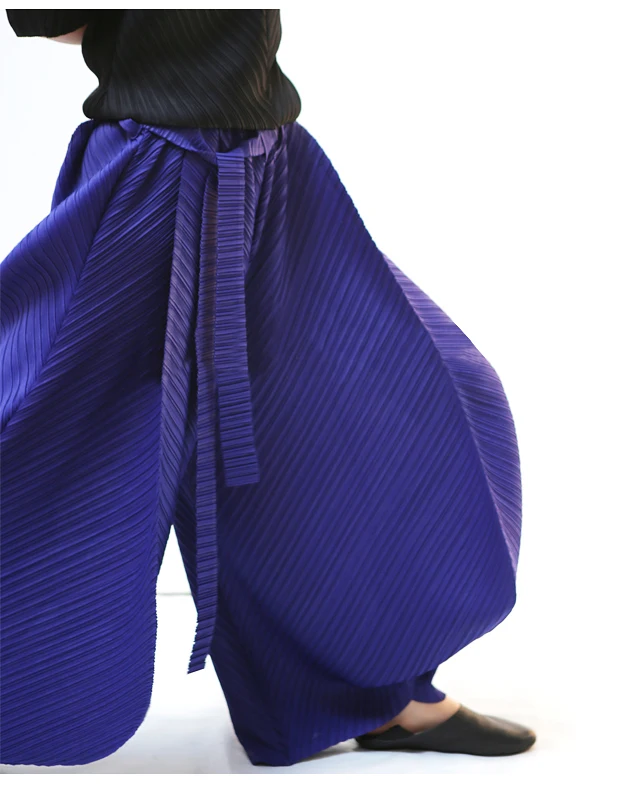 Miyake Pleated Harem Pants With Belt Women Summer New Designer Vintage Casual Big Size Wide Leg Pants Women Trousers