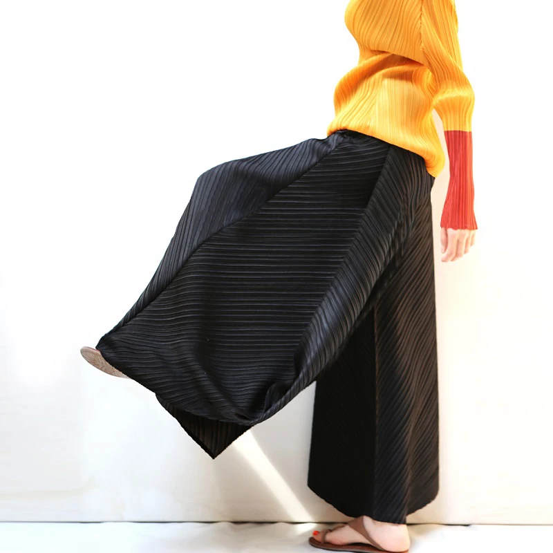 Miyake Pleated Harem Pants With Belt Women Summer New Designer Vintage Casual Big Size Wide Leg Pants Women Trousers