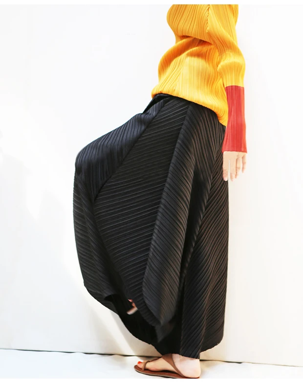 Miyake Pleated Harem Pants With Belt Women Summer New Designer Vintage Casual Big Size Wide Leg Pants Women Trousers