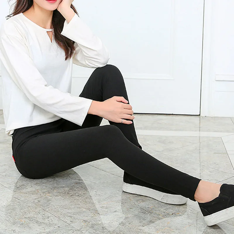2025 New Autumn Black Pencil Pants Women Korean Style Tight Stretch Office Lady Denim Pants Elegant Comfy Ankle Length Jeans
