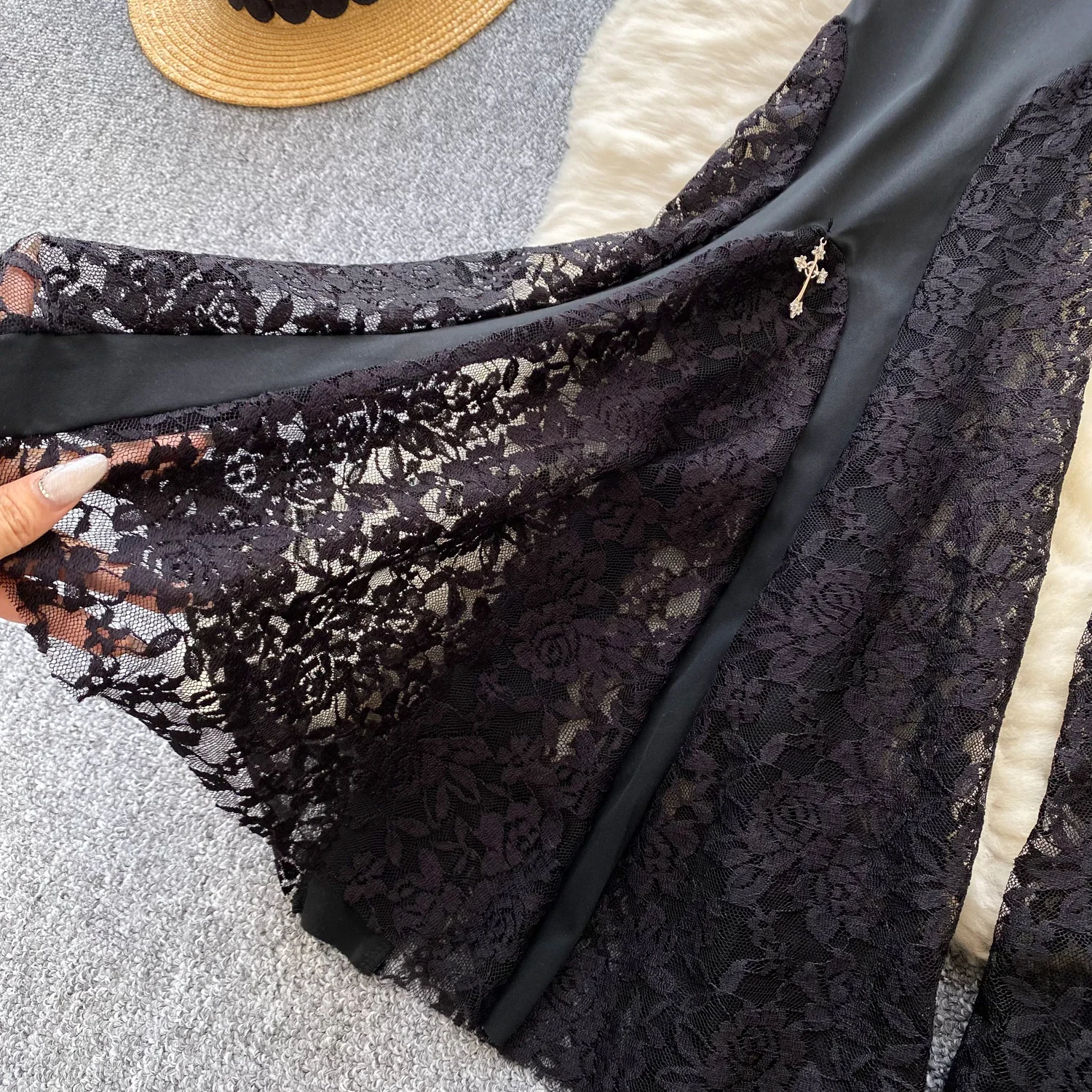 Women Streetwear Black Long Pants Spring Autumn High Waisted Lace Mesh Spliced Flared Pants Female Vintage Pants