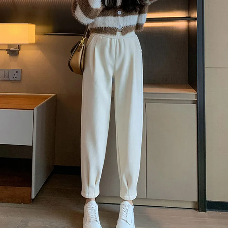 Autumn Winter New Thickened Warm Harem Pants Women Versatile Casual Loose Corduroy Pants Lady Elastic Waist Plus Velvet Trousers
