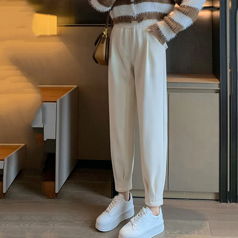 Autumn Winter New Thickened Warm Harem Pants Women Versatile Casual Loose Corduroy Pants Lady Elastic Waist Plus Velvet Trousers
