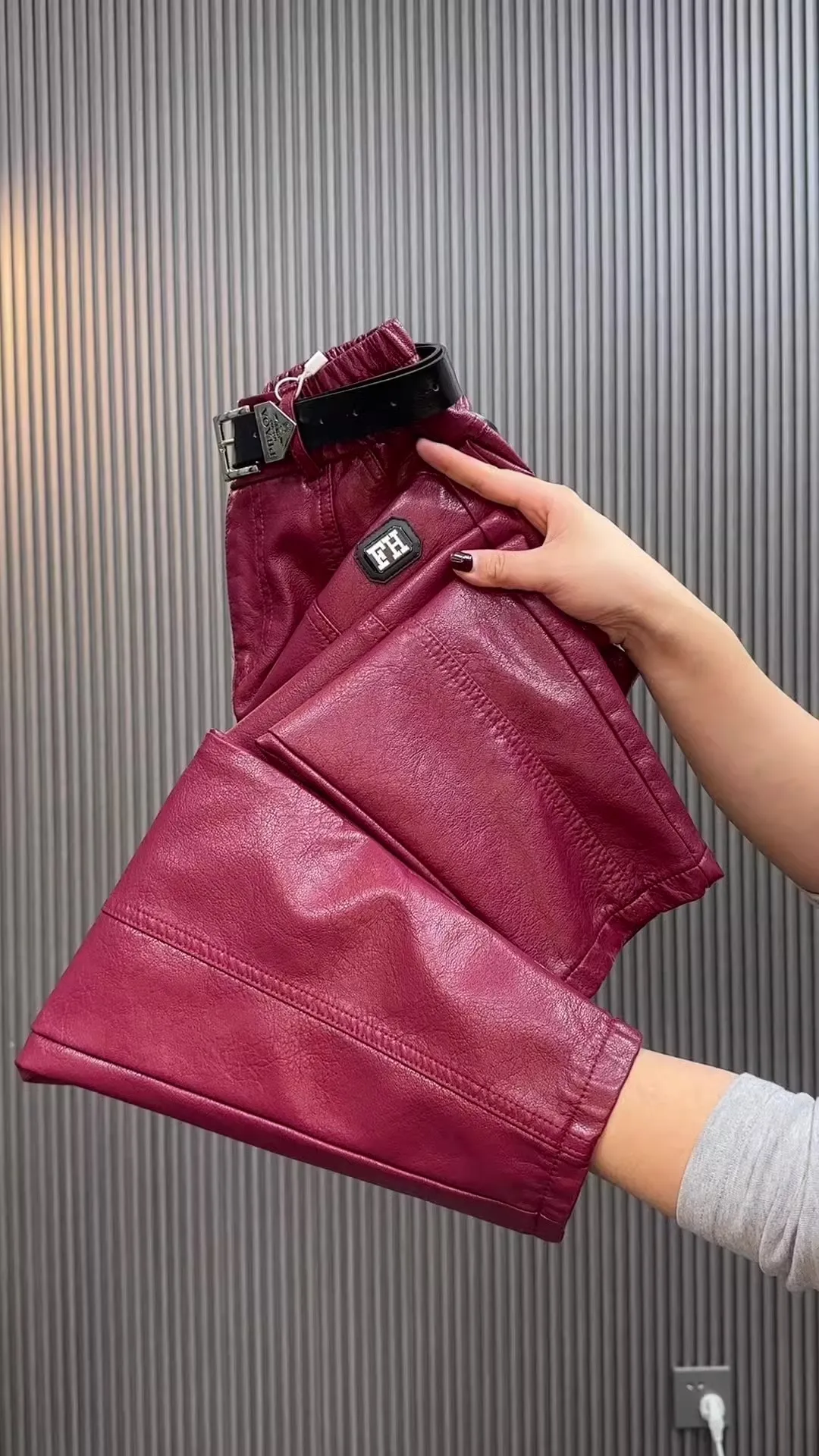 Fashion Y2k Leather Pants High Quality PU Casual Straight Leg Pant Loose Slimming Plus Size Highs Waist Haren Trousers Women