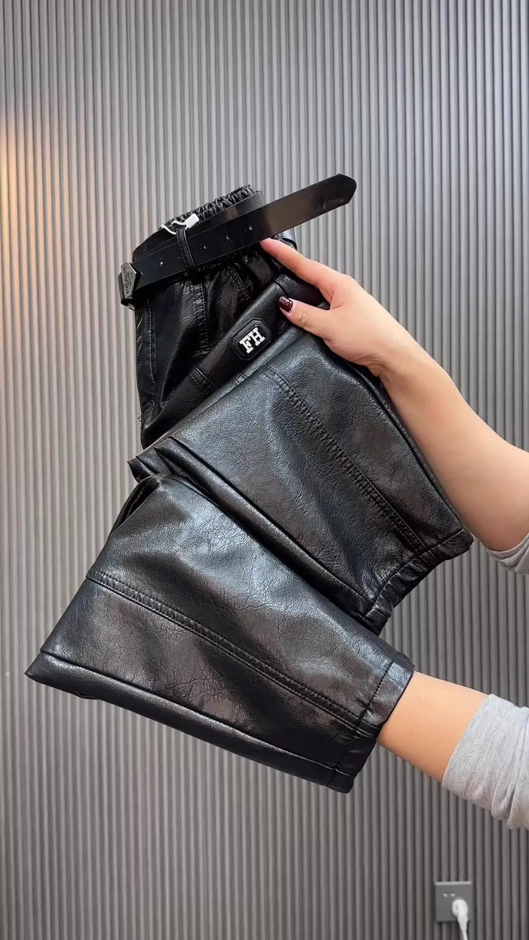 Fashion Y2k Leather Pants High Quality PU Casual Straight Leg Pant Loose Slimming Plus Size Highs Waist Haren Trousers Women