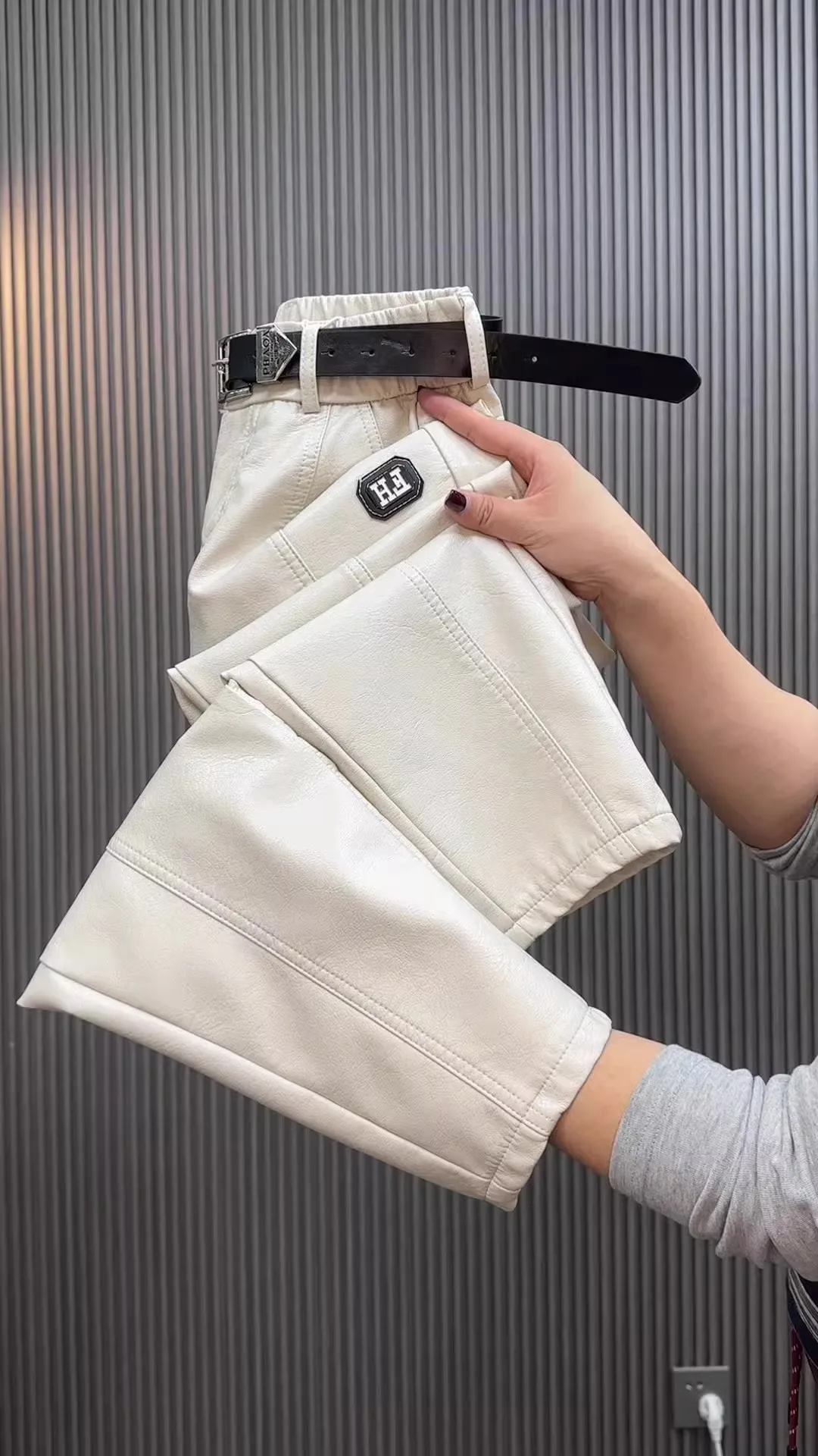 Fashion Y2k Leather Pants High Quality PU Casual Straight Leg Pant Loose Slimming Plus Size Highs Waist Haren Trousers Women