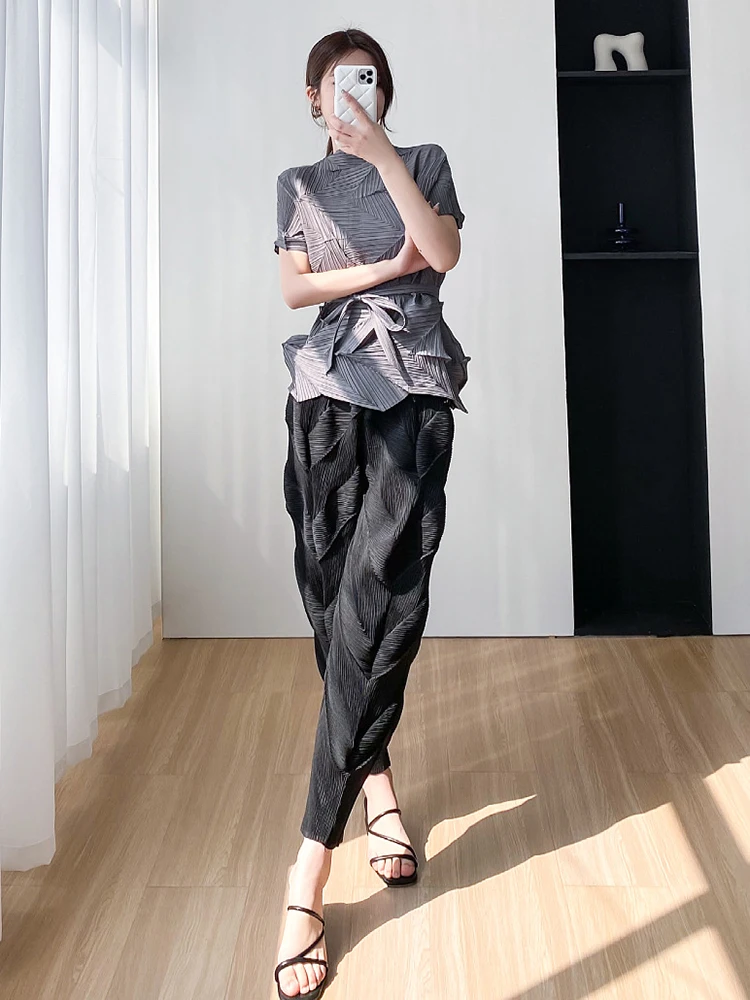 Miyake Pleated Pants Women Elastic Wiast 2023 New Summer Versatile Casual Pencil Trousers Solid Color Female Fashion Pants