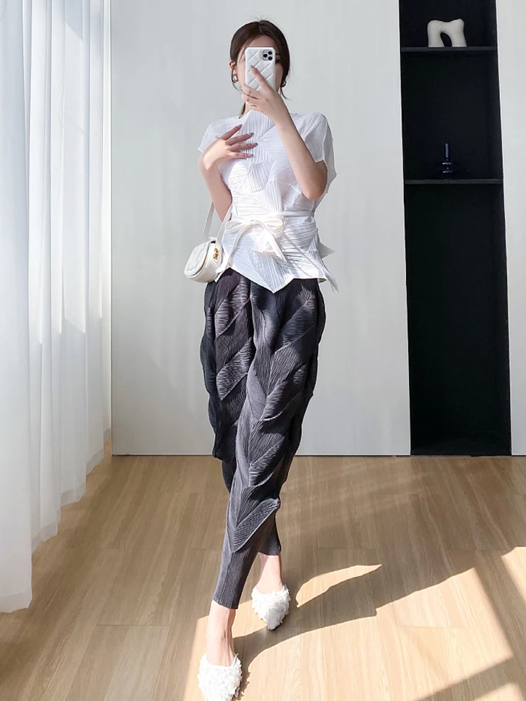Miyake Pleated Pants Women Elastic Wiast 2023 New Summer Versatile Casual Pencil Trousers Solid Color Female Fashion Pants