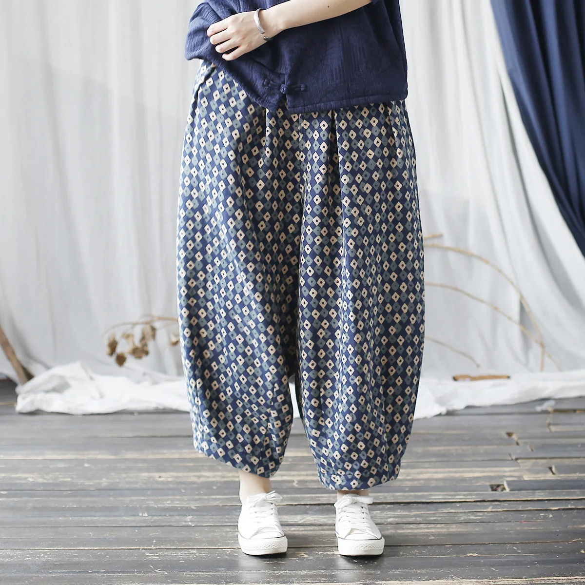 Johnature Niche Loose Retro Chinese Style Vintage Bloomers 2025 Woman Winter New Fashion Personality Vintage Print Casual Pants