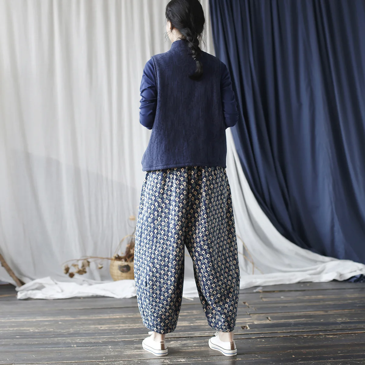Johnature Niche Loose Retro Chinese Style Vintage Bloomers 2025 Woman Winter New Fashion Personality Vintage Print Casual Pants