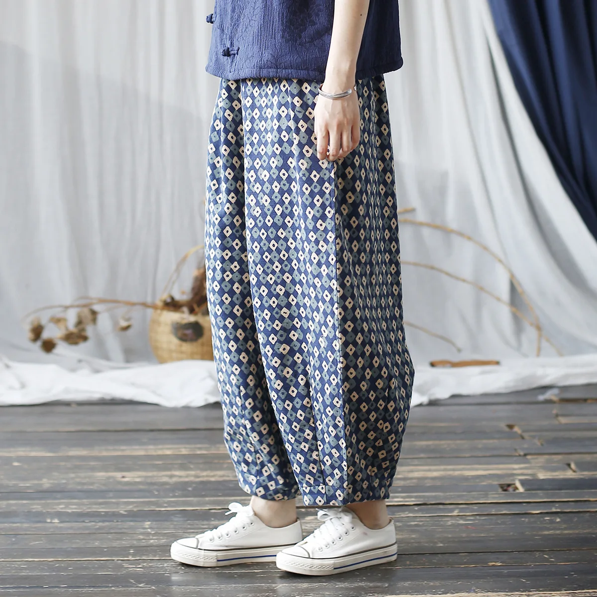 Johnature Niche Loose Retro Chinese Style Vintage Bloomers 2025 Woman Winter New Fashion Personality Vintage Print Casual Pants