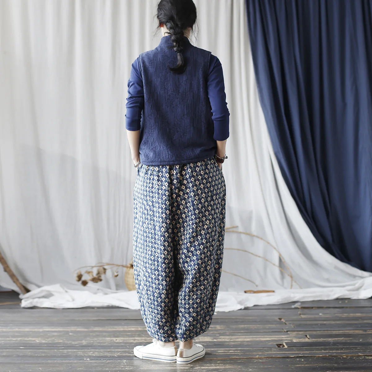 Johnature Niche Loose Retro Chinese Style Vintage Bloomers 2025 Woman Winter New Fashion Personality Vintage Print Casual Pants