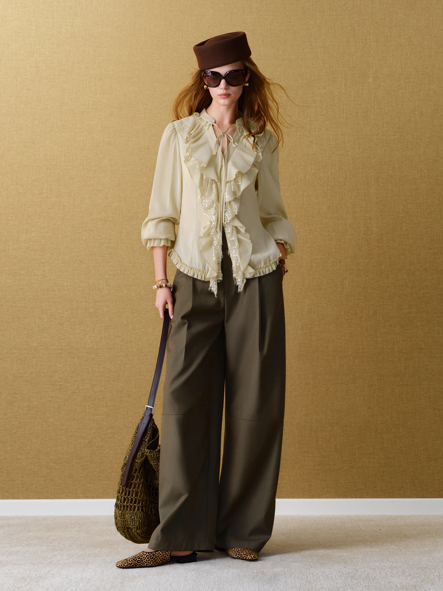 FSLE【Premium Series】2026 Fall Women's High-Waist Balloon Trousers, Wool-Blend Relaxed Straight Pants for Sculpted Office Style