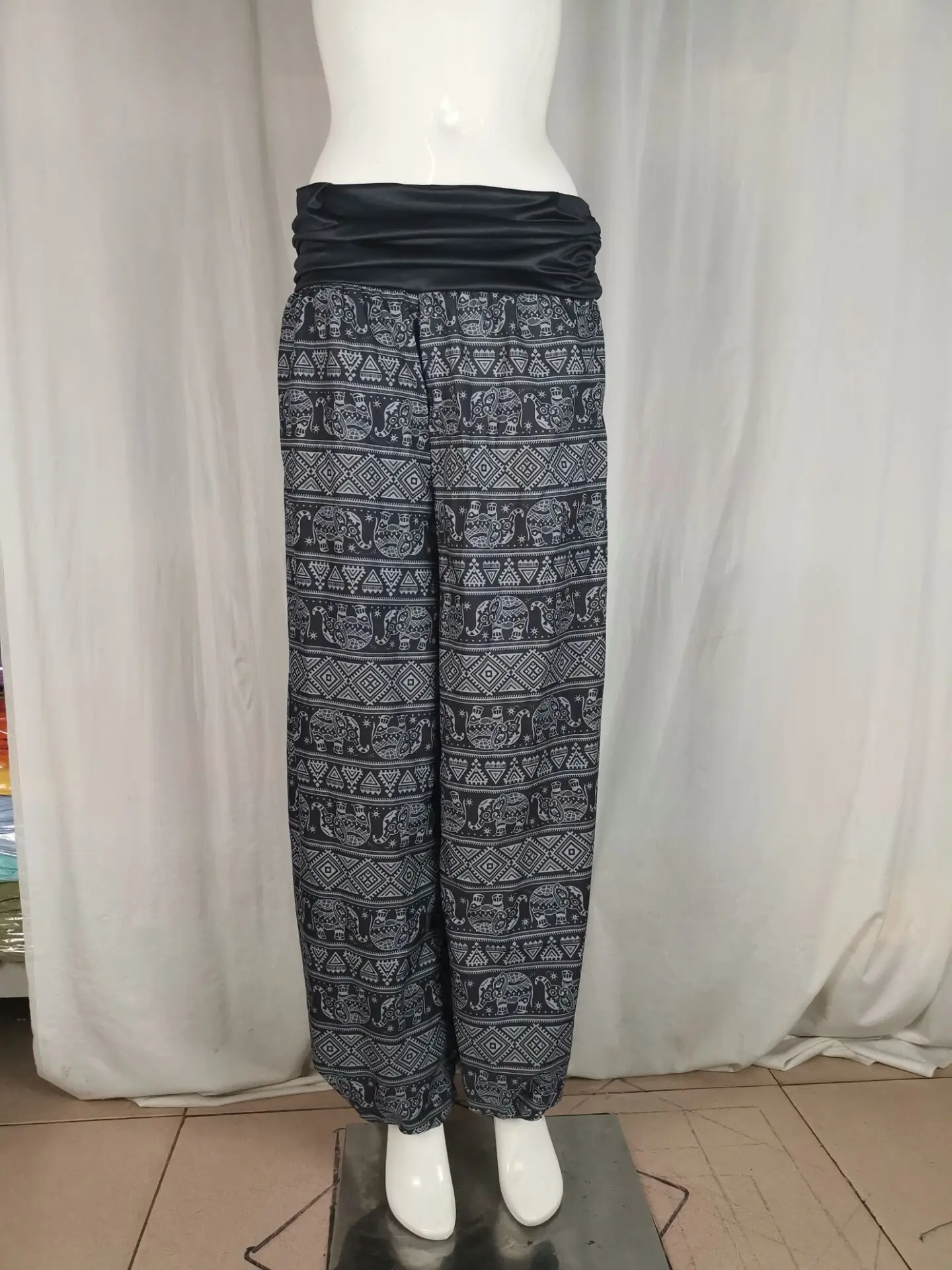 2026 Women's Fashion Elephant Print Yoga Low Waist Long Pants Loose Bloomer Trousers Bohemian Beach Trousers Vintage Harem Pants