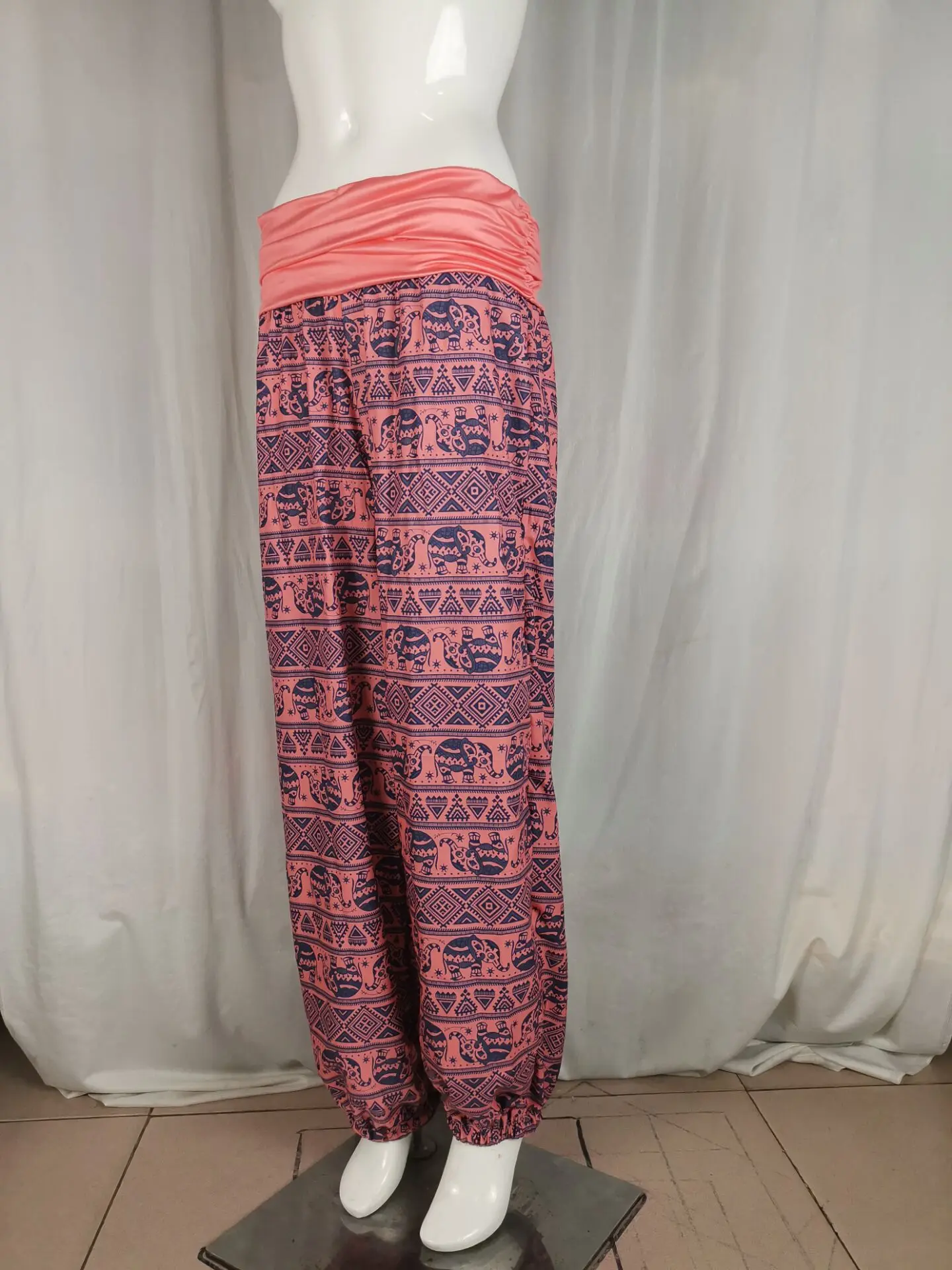 2026 Women's Fashion Elephant Print Yoga Low Waist Long Pants Loose Bloomer Trousers Bohemian Beach Trousers Vintage Harem Pants
