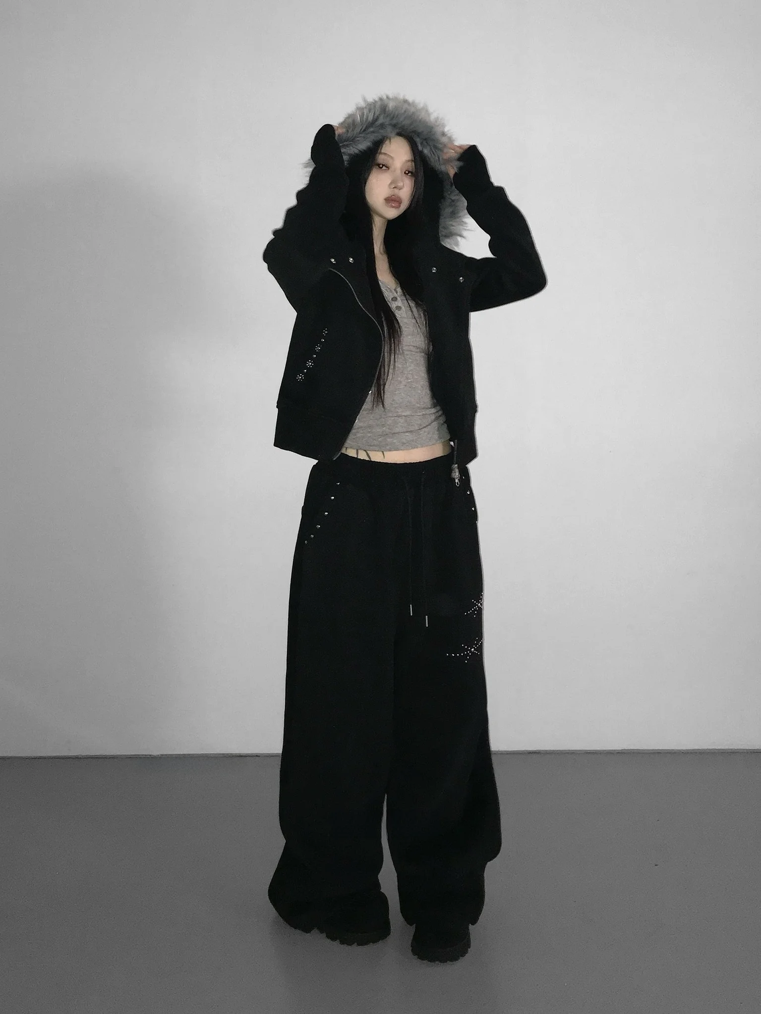 American Hip-Hop Retro Rivets Loose Wide-Leg Pants Women Black Gothic Casual Sweatpants Korean Jogging High-Waist Streetwear