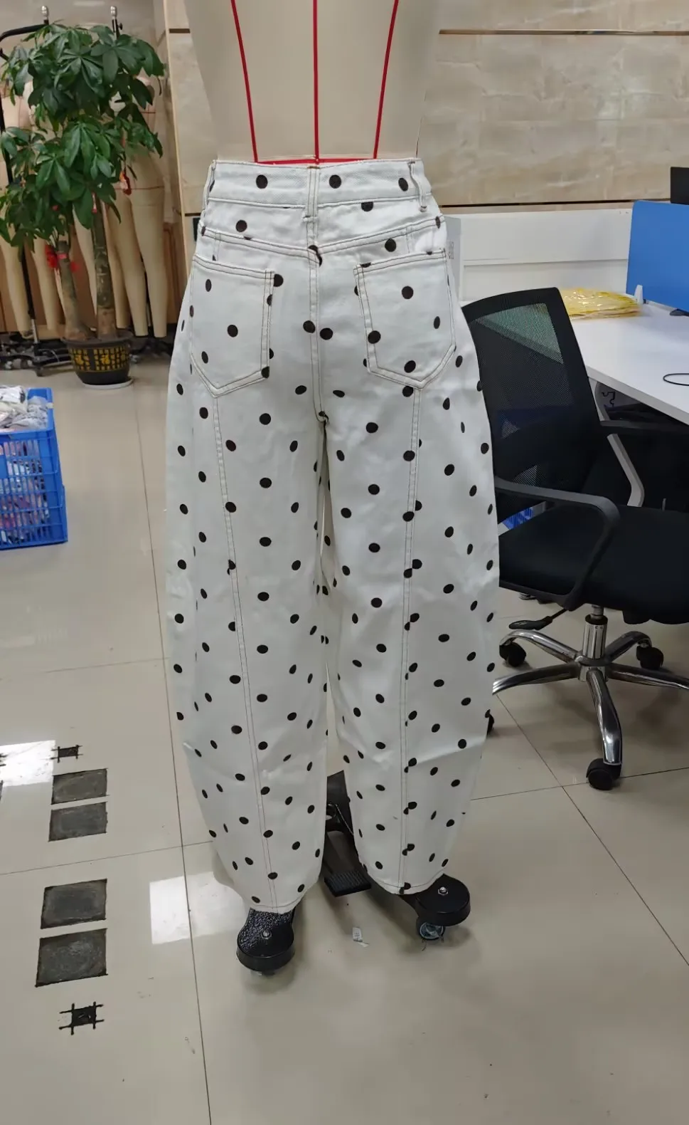 Y2K Polka Dot Jeans Women Vintage Stretch Wide Leg Denim Pants Casual Distressed Baggy Boyfriend Jeans with Pockets
