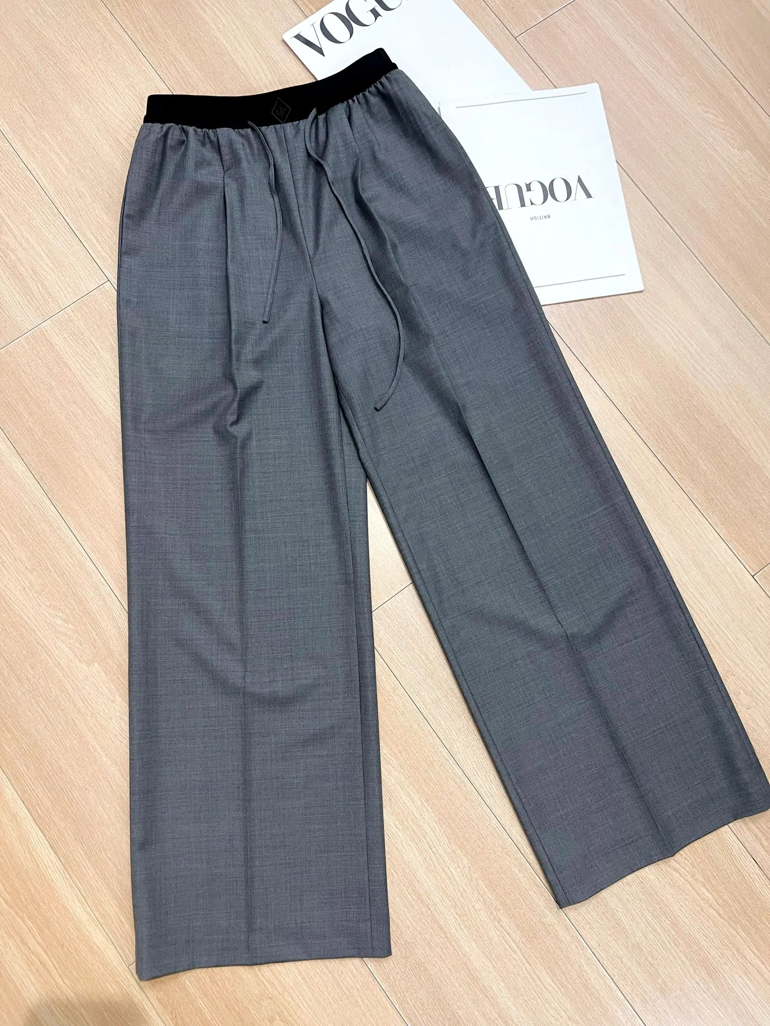 Women's Wool Straight-Leg Pants with Elastic Waistband – Spring 2026 New Arrival