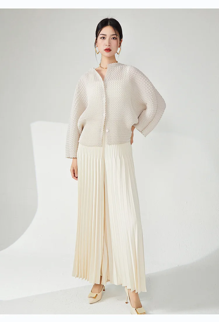 LANMREM Casual Loose Pleated Long Pants Women High Waist Solid Color Wide Leg Trousers Versatile 2024 Spring New 2AA4480