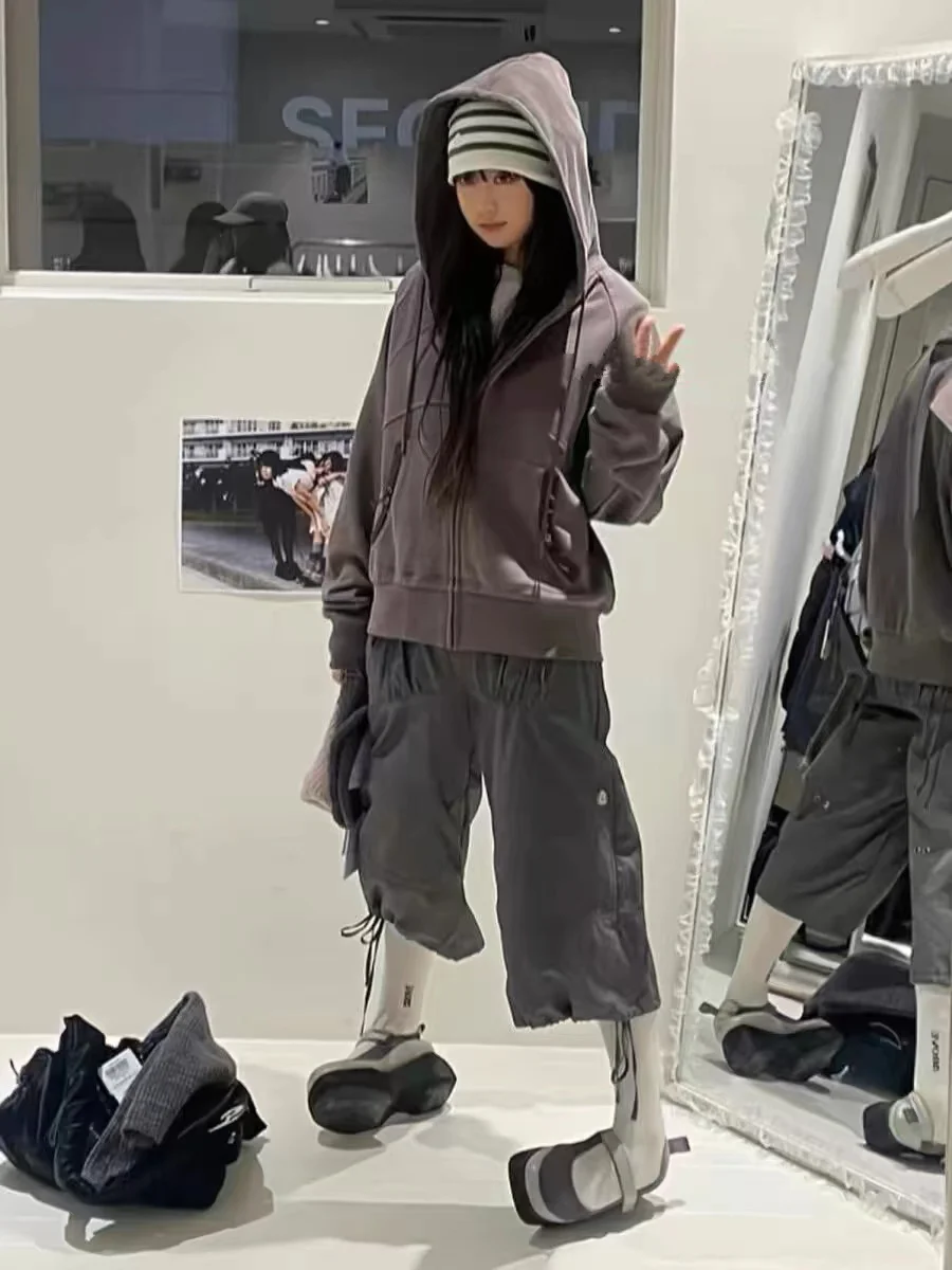 Vintage Drawstring Cargo Pants Women Loose Fit American Retro Utility Capri Pants with Multi-Pockets Streetwear Casual Fashion