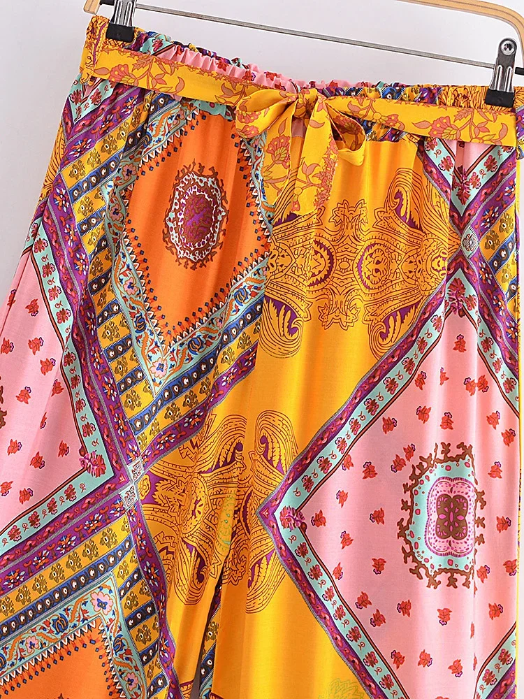 Boho Queens Women Wild Floral Print Bohemian Wide Leg Pant Ladies Mid Waist Loose Rayon Vacation Boho Pants Oversize Trousers