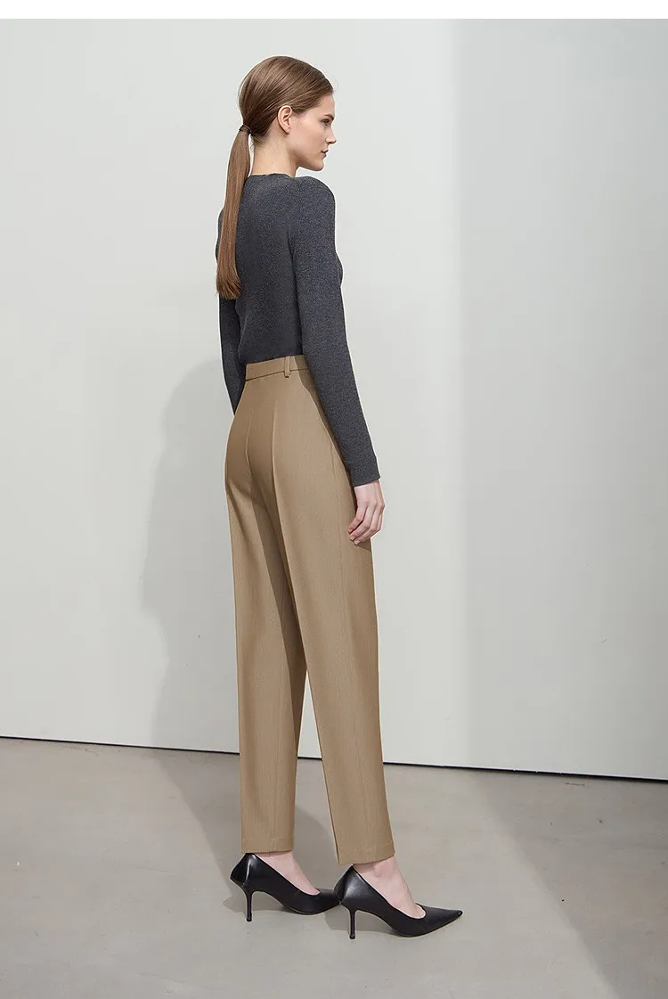 AMII Woman Pants 2026 Autumn Autumn Woman Loose Casual Fashion Simple Nine Point Trousers Black Blended Pleated Pants 12611025