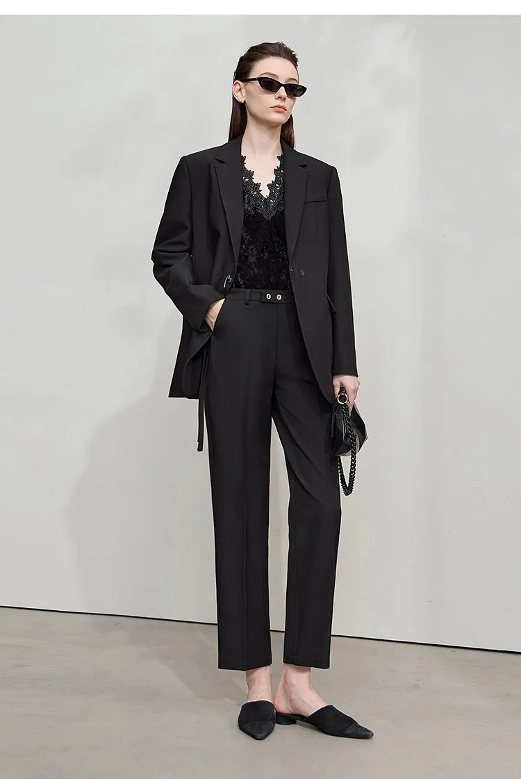 AMII Woman Pants 2026 Autumn Autumn Woman Loose Casual Fashion Simple Nine Point Trousers Black Blended Pleated Pants 12611025