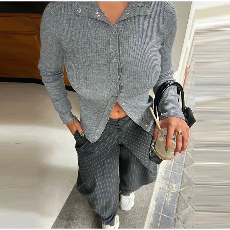 Chic Two Buttons Striped Pleated Trousers Women Loose Pockets Wide Leg Pants Female 2026 Spring Lady Commute All-match Pant New