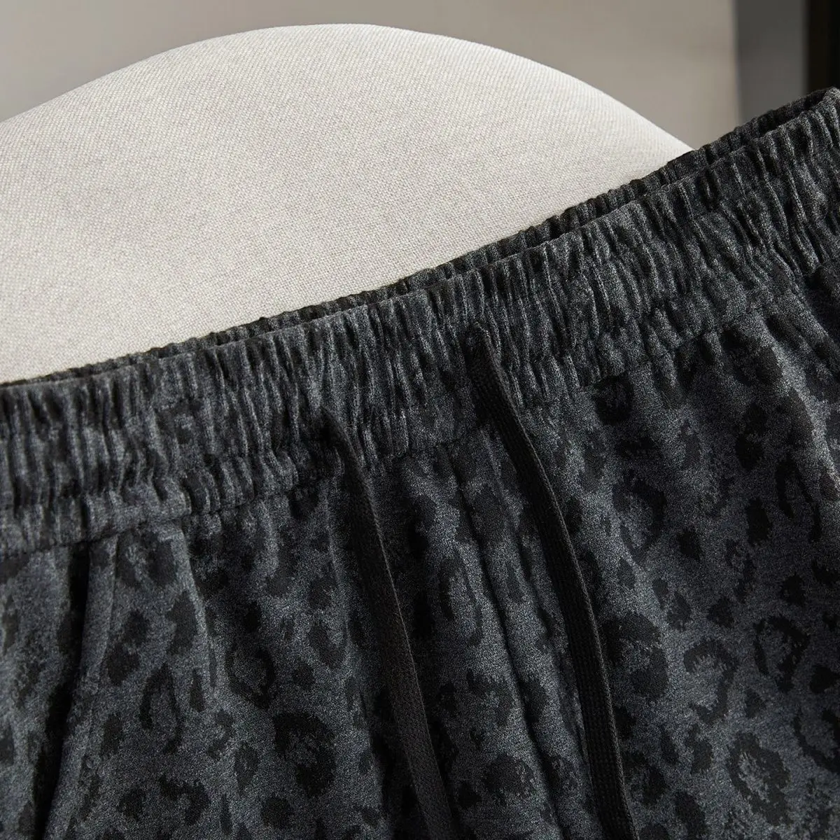 Leopard print wide-leg pants for women high-waisted slimming 2025 new style loose fleece and thickened casual straight-leg pants