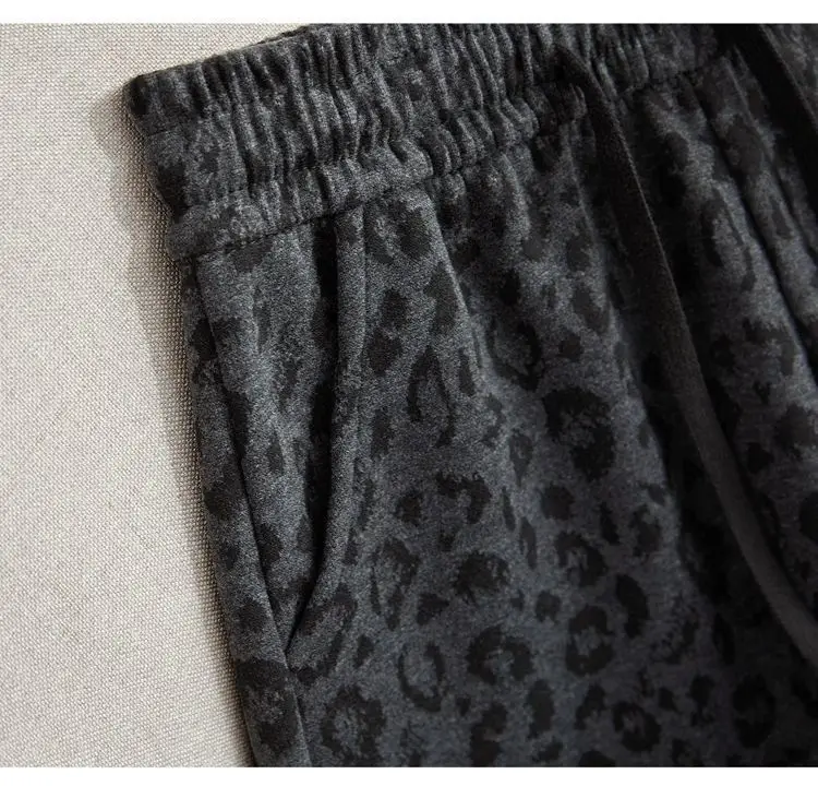Leopard print wide-leg pants for women high-waisted slimming 2025 new style loose fleece and thickened casual straight-leg pants