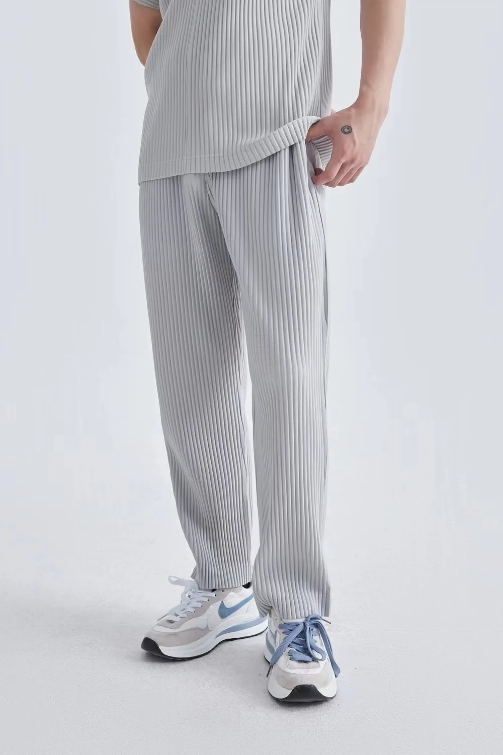 Pleats Original Pleated Pants Men's 2024 Summer Casual Drape Tapered Nine-minute Pants Drawstring Radish Small Leg Casual Pants