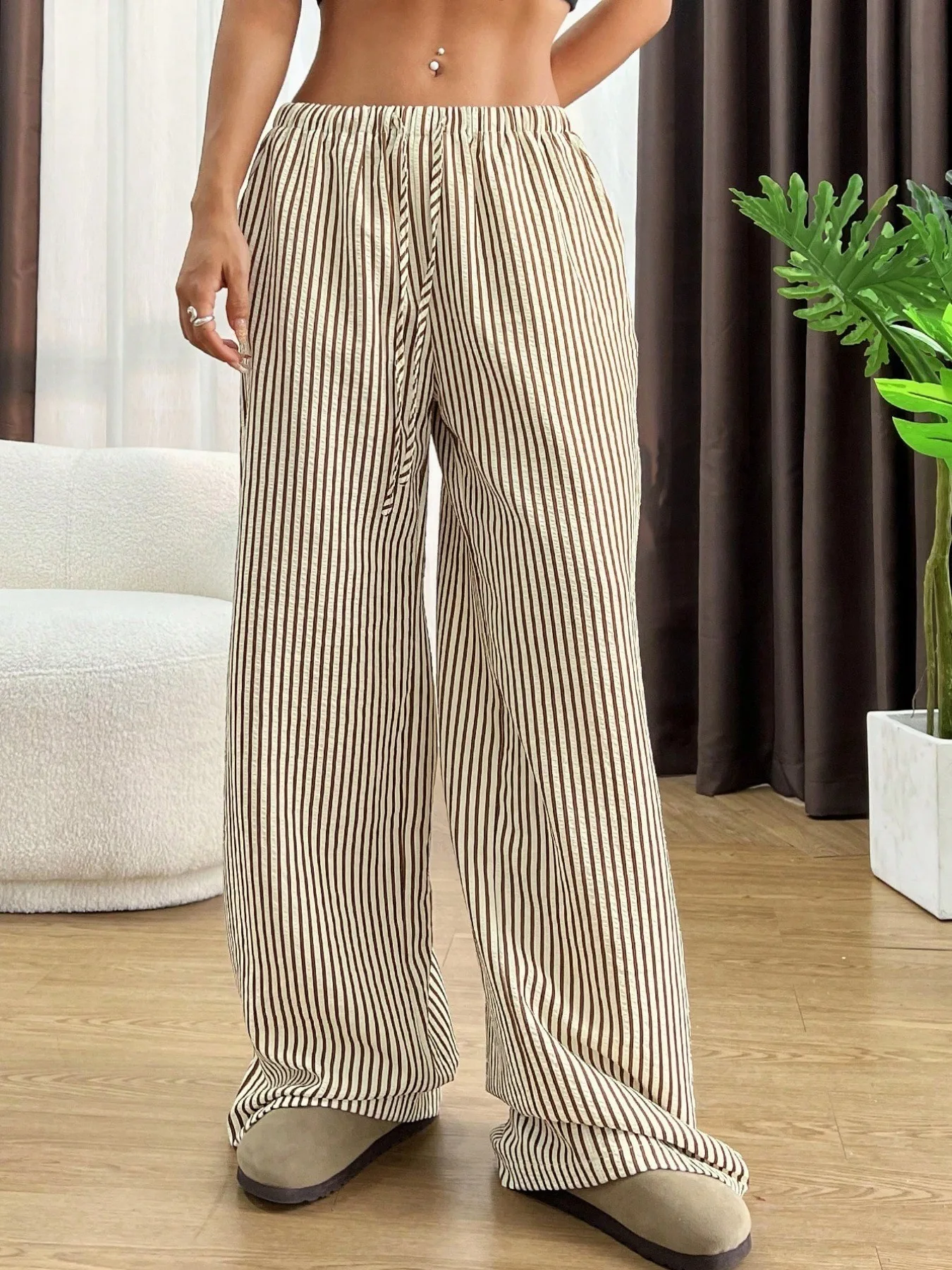 2025 Autumn New Cross border Women's Fashion Loose Striped Drawstring Elastic Waist and Floor Pants from Europe and America