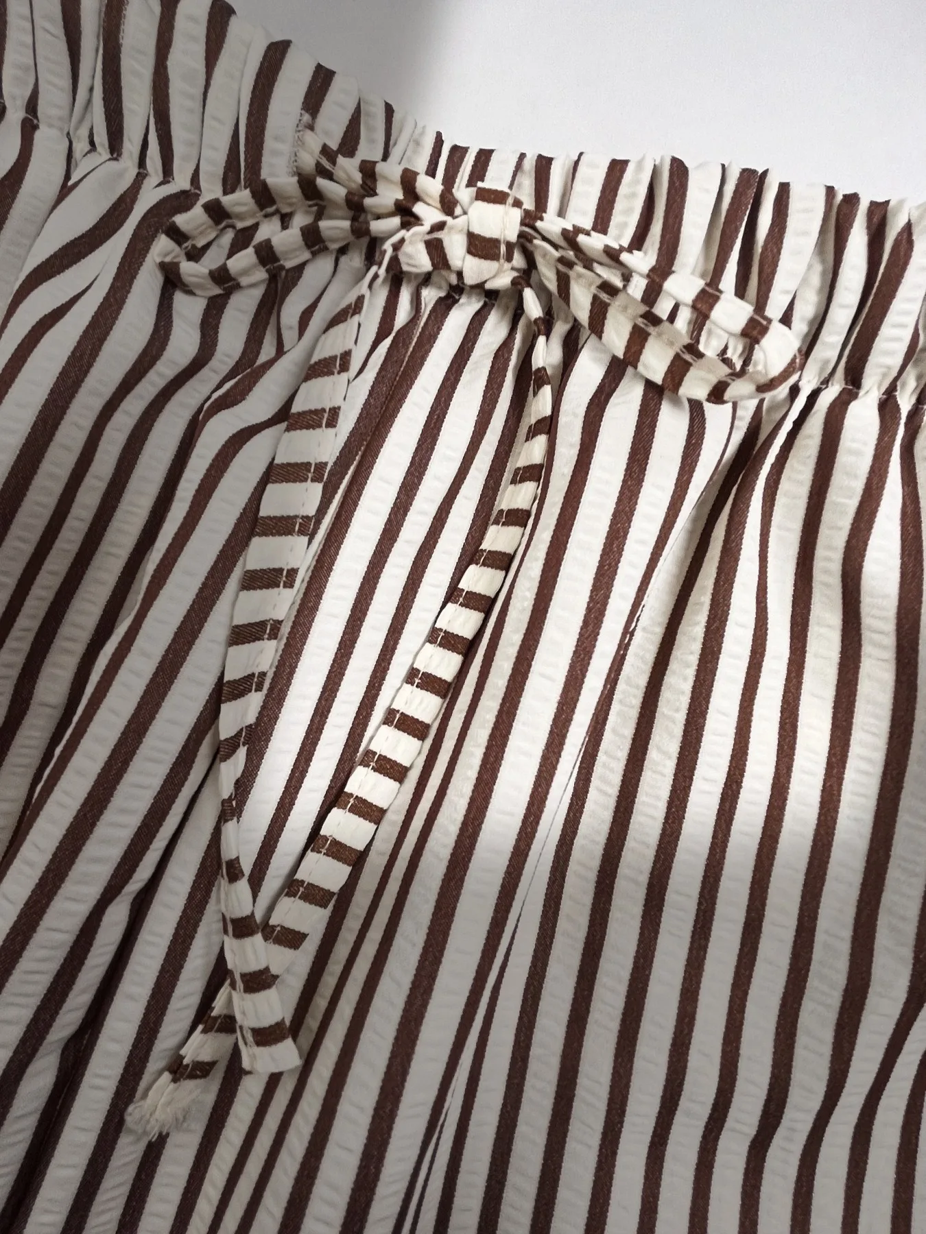 2025 Autumn New Cross border Women's Fashion Loose Striped Drawstring Elastic Waist and Floor Pants from Europe and America