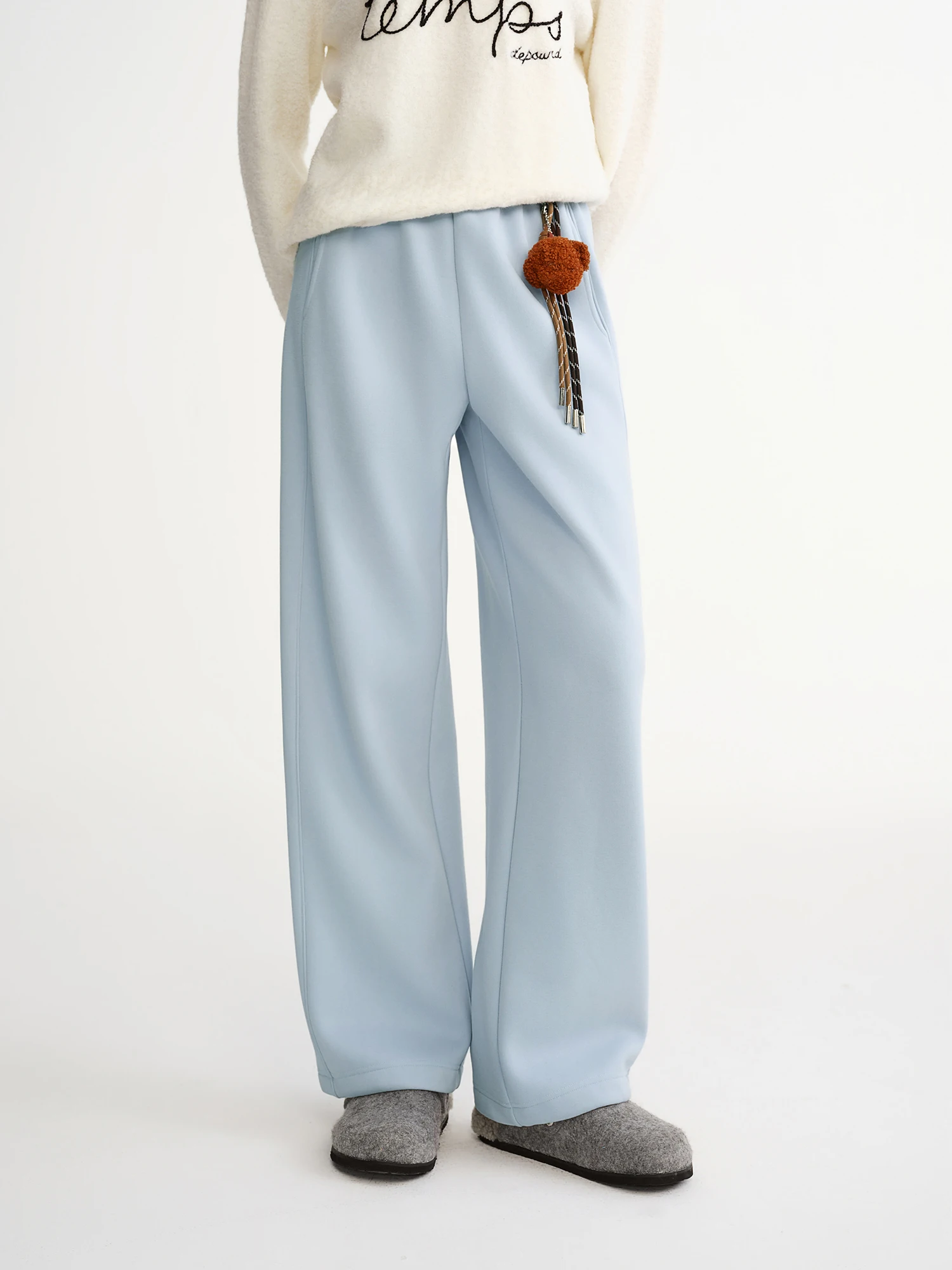 DUSHU Plus-Size Women Fashion Sweet Heart Stylish Fleece-Lined Elastic Waist Straight Leg Athletic Pants 2025 Winter New Arrival
