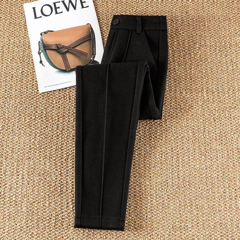Autumn Women's Woolen Pants 2026 New High Waist Elastic Velvet Thicke Casual Harem Pants Winter Outer Wear Warm Women Trousers