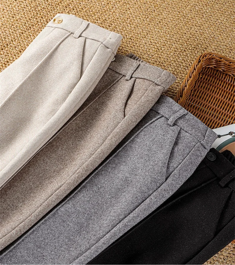 Autumn Women's Woolen Pants 2026 New High Waist Elastic Velvet Thicke Casual Harem Pants Winter Outer Wear Warm Women Trousers