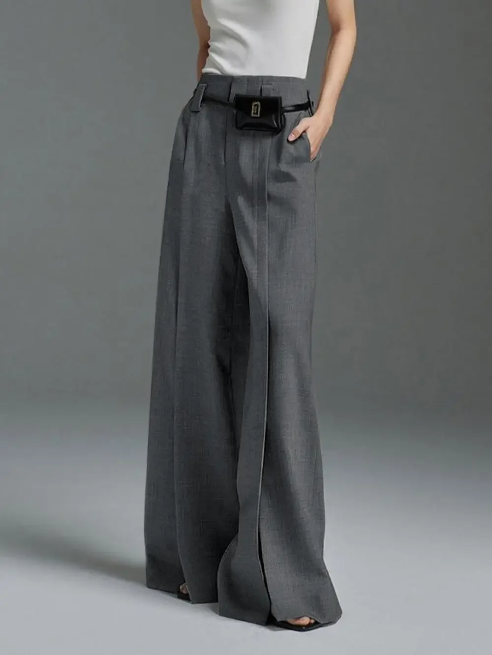 Yeezzi Urban Female Business Suit Pants 2025 New Fashion Black White Loose Straight Pant High-Waist Pleated Split-Front Trousers