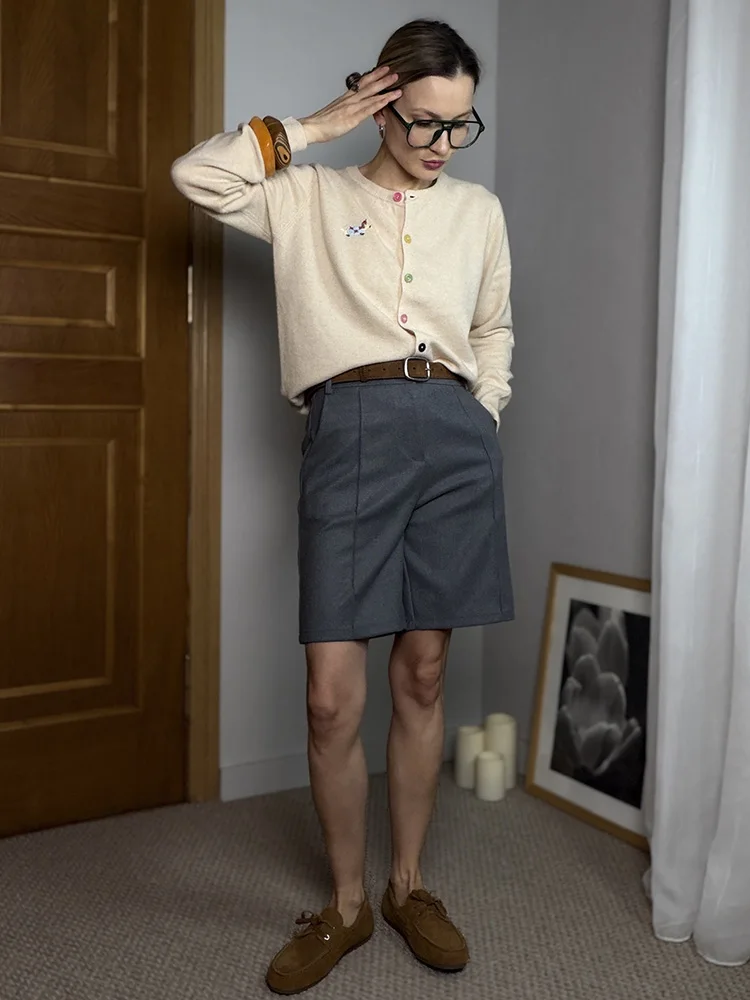 MiuKoMiYa Woolen Straight Shorts For Women Thick Warm Office Wear Ladies Black Wool Bermuda Shorts Women Winter Cropped Pants