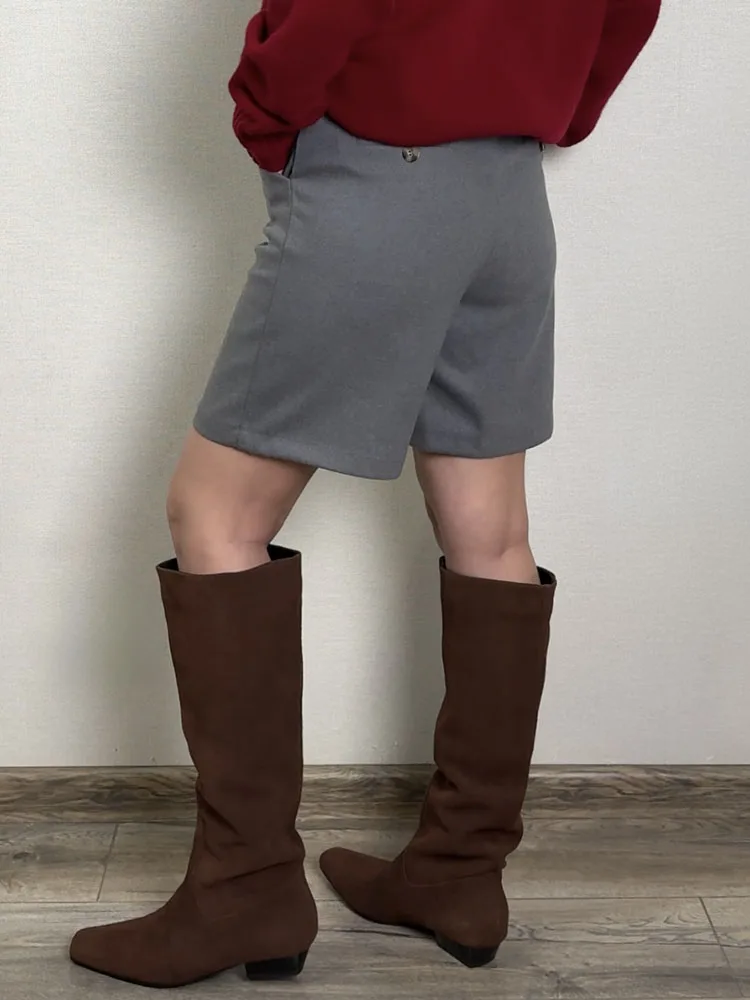 MiuKoMiYa Woolen Straight Shorts For Women Thick Warm Office Wear Ladies Black Wool Bermuda Shorts Women Winter Cropped Pants