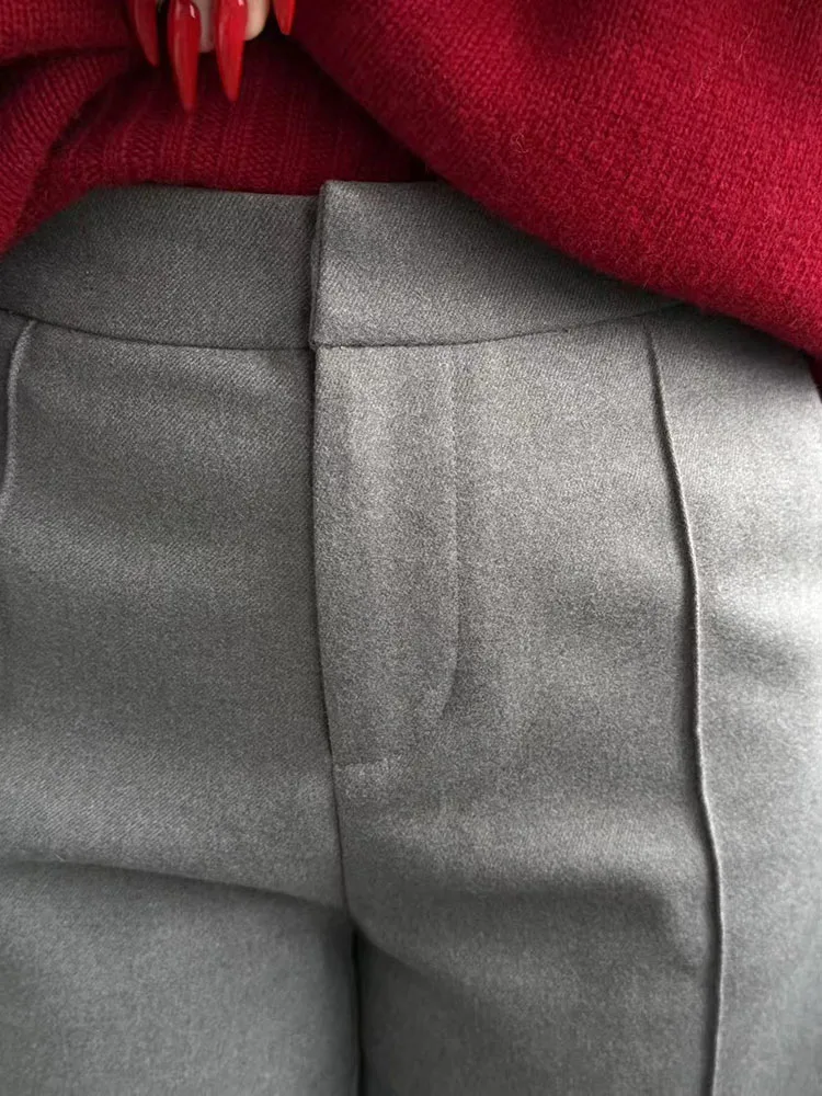 MiuKoMiYa Woolen Straight Shorts For Women Thick Warm Office Wear Ladies Black Wool Bermuda Shorts Women Winter Cropped Pants