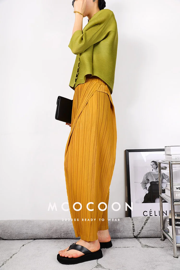 Miyake Pleated Waist Button Straight Pants Women New Korean Style Loose Casual Elegant Elastic Waist Trousers