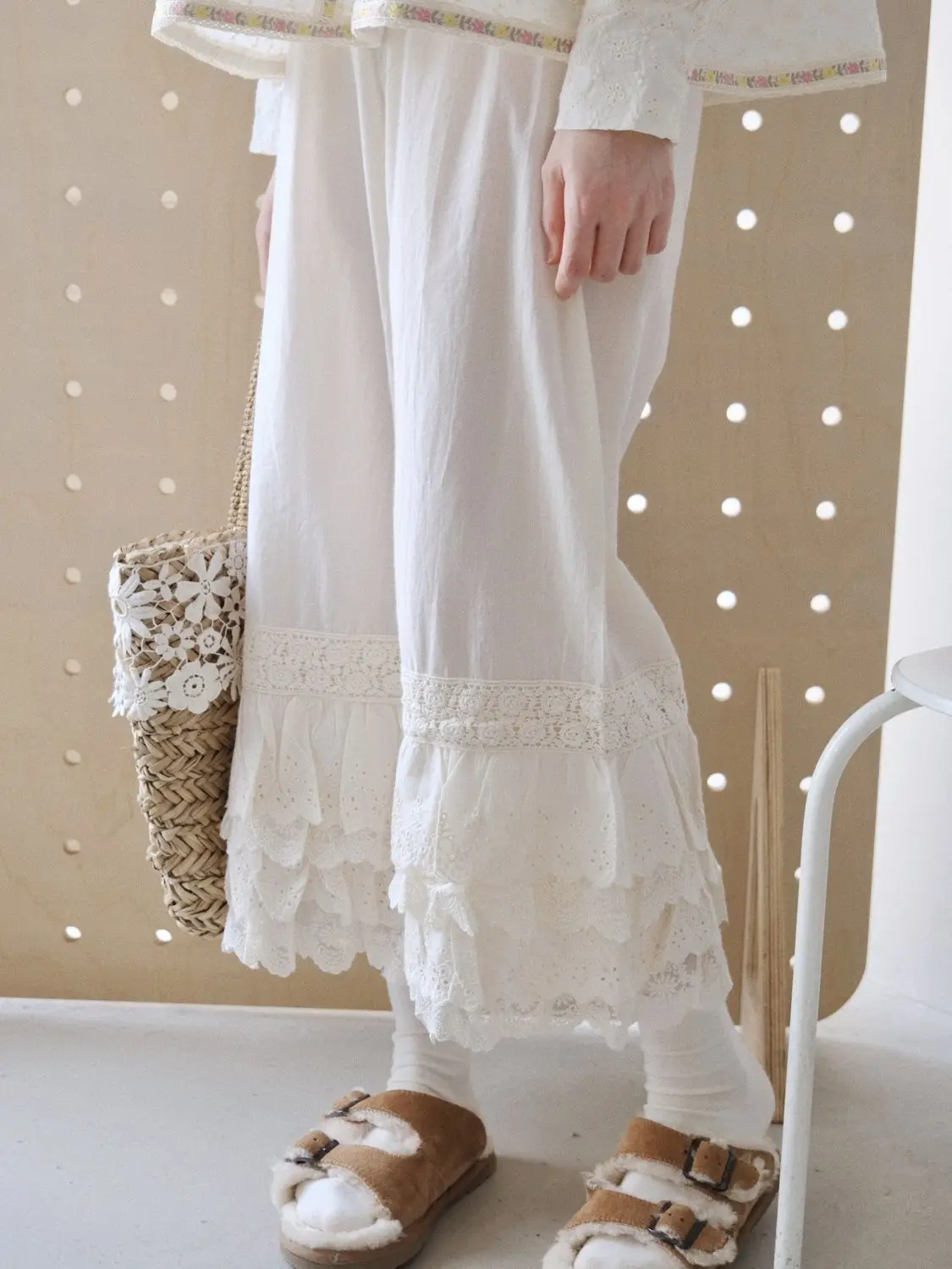 Sweet Girls Large Size Vintage Lace Ruffle Wide Leg Pants for Women - Boho Floral Embroidery Tiered Hem Trousers Comfortable