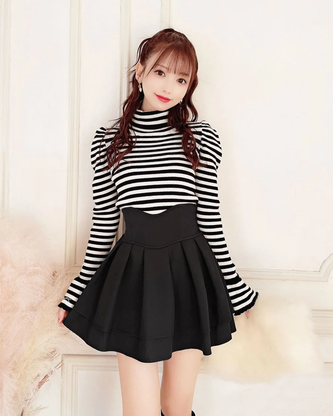 Japanese Style Simple Woman Radian Waistline Slimming Leg-Shaping Short Black Skirt for Women Streetwear Woman Culottes Skirts