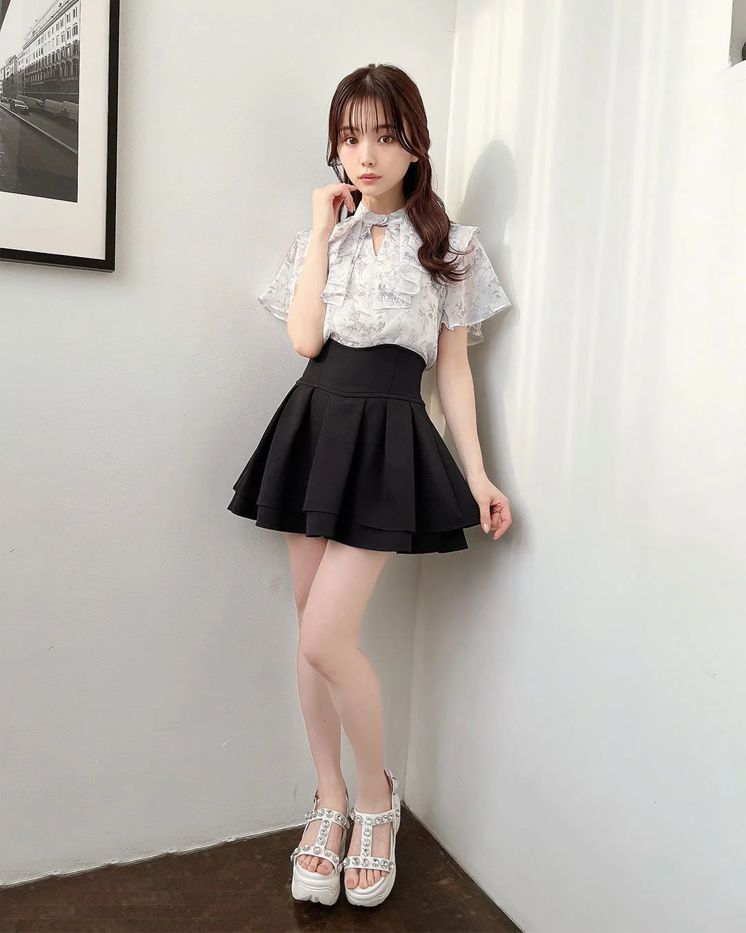 Japanese Style Simple Woman Radian Waistline Slimming Leg-Shaping Short Black Skirt for Women Streetwear Woman Culottes Skirts