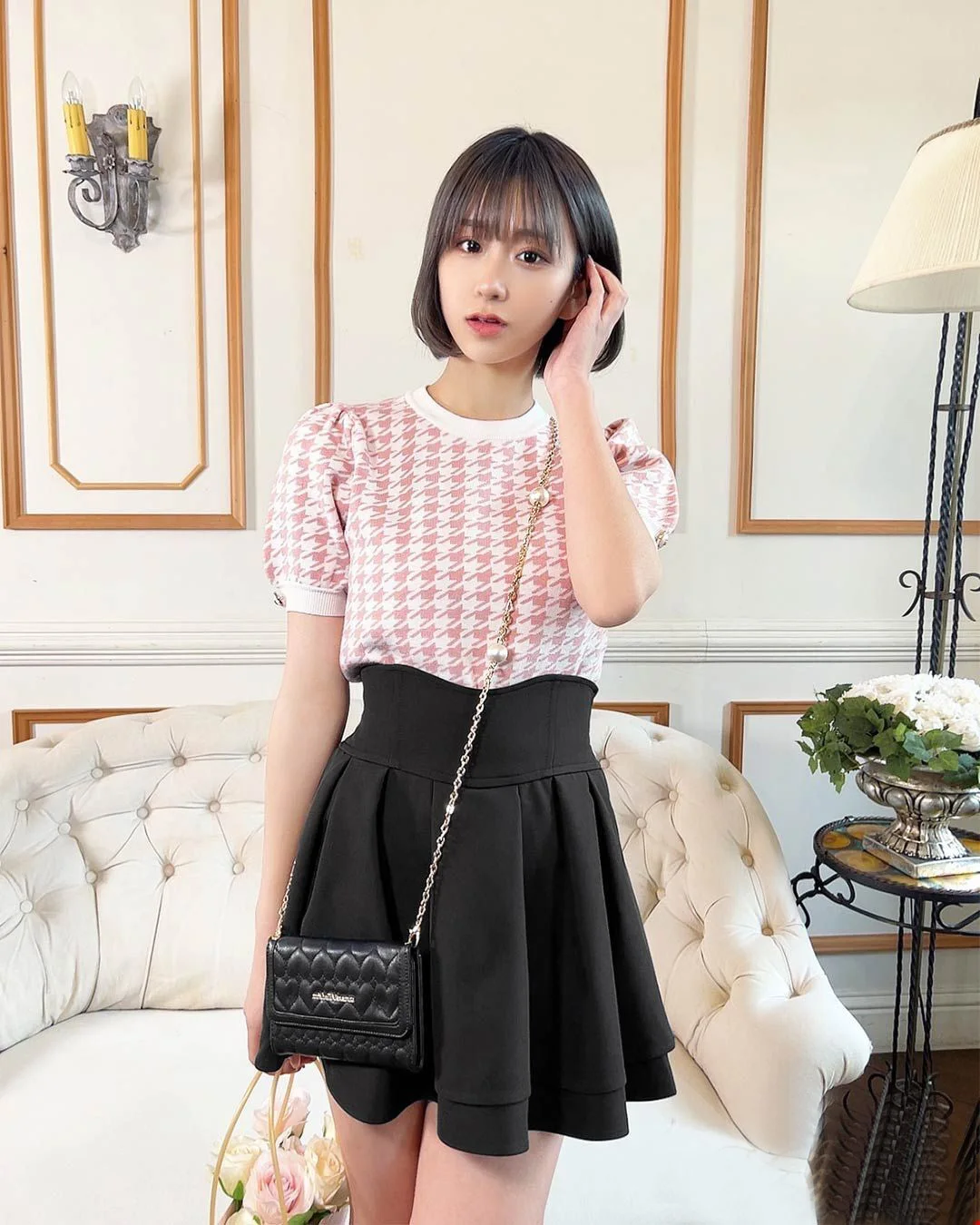 Japanese Style Simple Woman Radian Waistline Slimming Leg-Shaping Short Black Skirt for Women Streetwear Woman Culottes Skirts