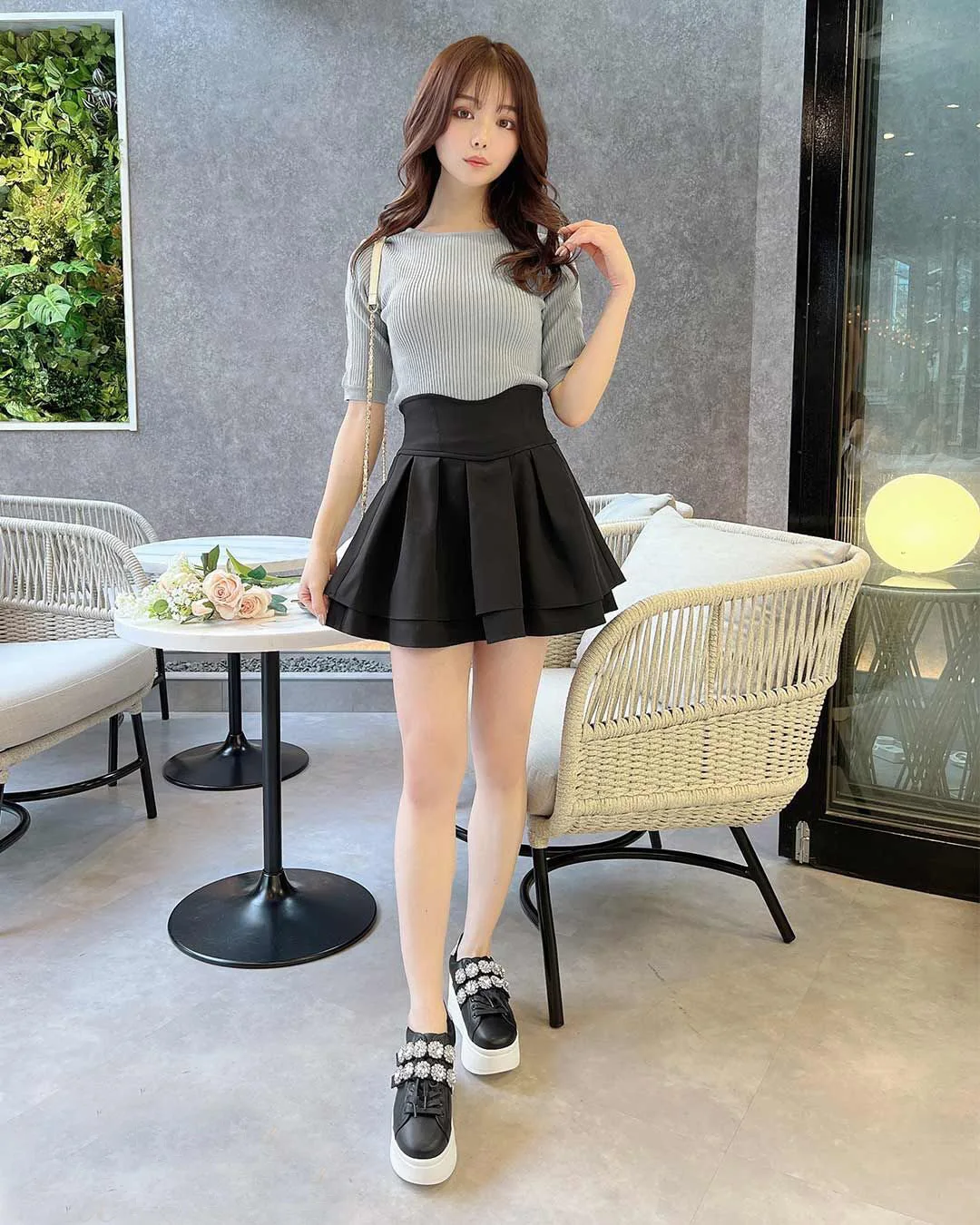 Japanese Style Simple Woman Radian Waistline Slimming Leg-Shaping Short Black Skirt for Women Streetwear Woman Culottes Skirts