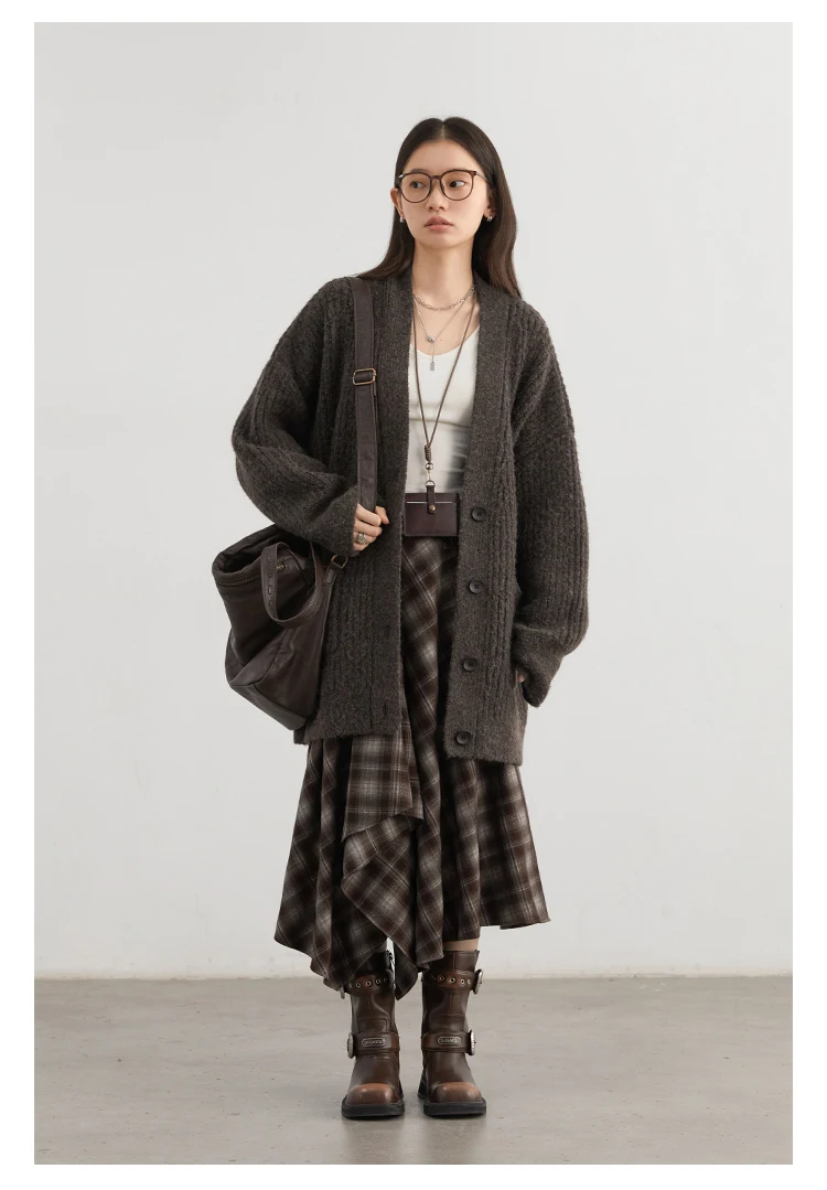 CHIC VEN Women Skirts A Line Retro Loose High Waist Irregular Color Plaid Frosted Half Body Long Ladies Skirt Autumn Winter 2026