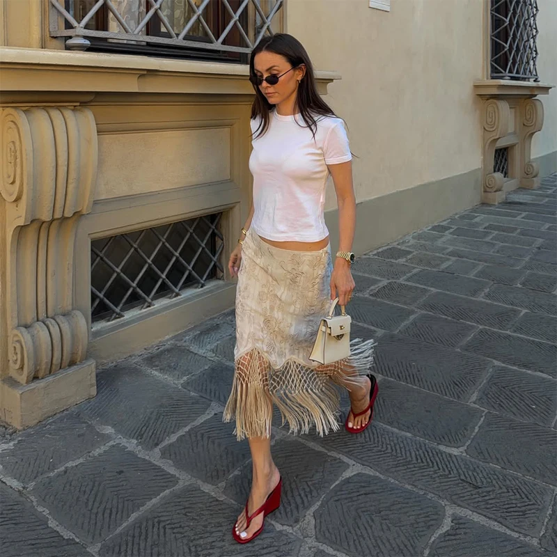 Eleganttassel Embroidered Hem Skirts Women Fashion Mesh Hollow Out Short Kilts 20265 Chic Summer New Female Beach Holiday Skirt